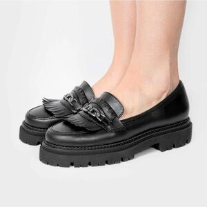 Chunky Grape Leather Vegan Loafers | Black | by Bohema